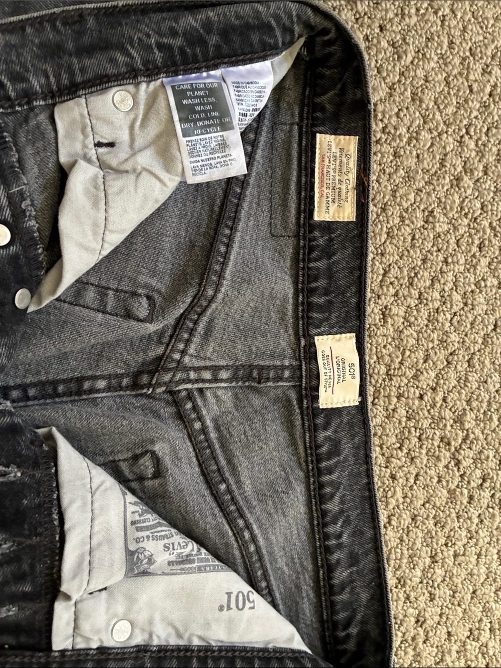 Levi's 501s Original Women's Straight Leg Jeans in Washed Black